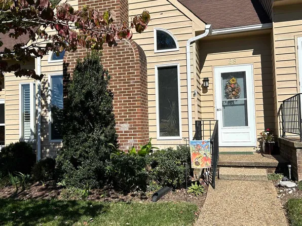 28 Shannon Pl #28, Staunton, VA 24401