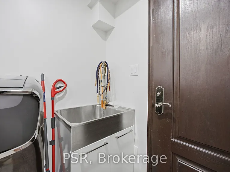 3254 Sir Johns Homestead — Photo 32