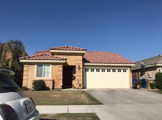 6626 Silver Moon Dr, Bakersfield, CA 93313