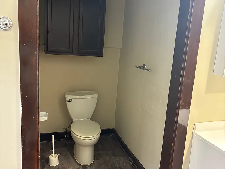 138 Broadway St #B — Photo 11