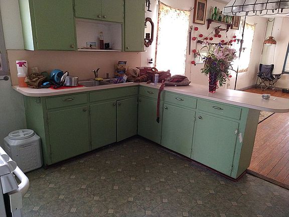 5th image of 211 S Myrtle Ave