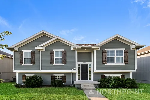 210 Ramblewood Dr Photo 1