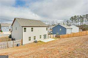 5th image of 76 Brookstone Ct