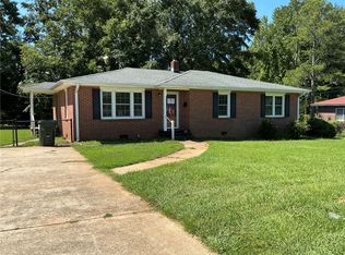 609 W Greer St, Honea Path, SC 29654
