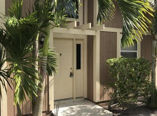 72 Maplecrest Cir, Jupiter, FL 33458