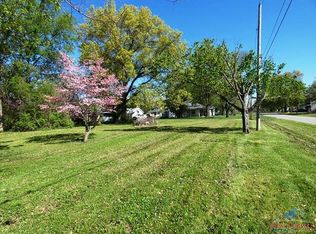 211 S Hickory St, Appleton City, MO 64724