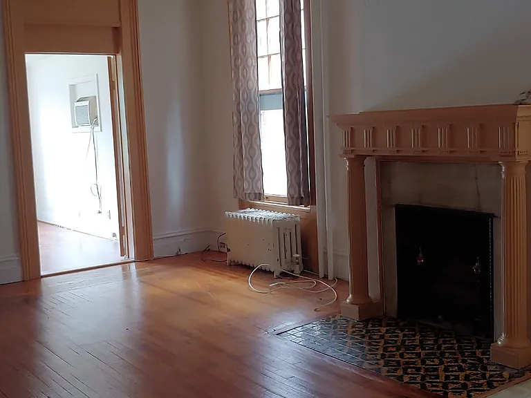 702 Madison Ave #2 — Photo 4