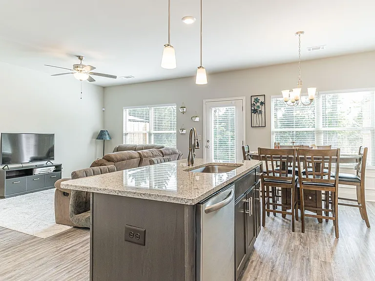 1380 Sugar Glen Ct — Photo 45