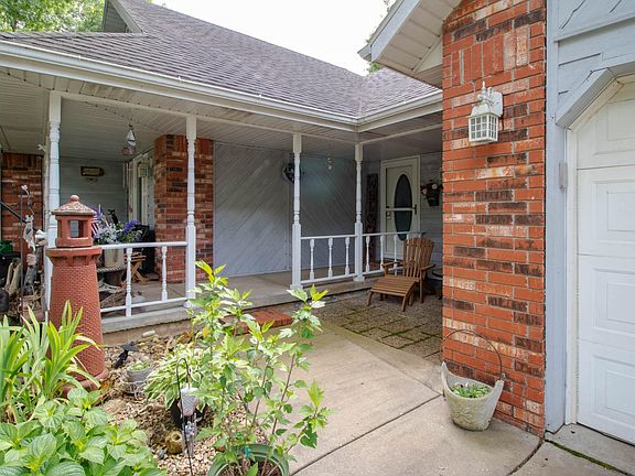 Alan Evans 901 Brooke Ct 1