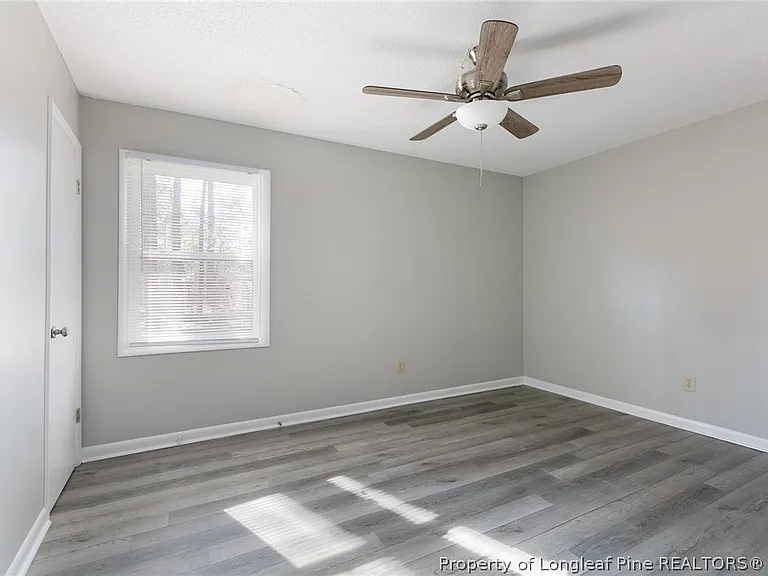 613 Mosswood Ln — Photo 10