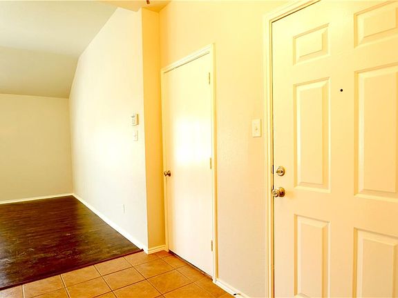 5th image of 2128 Cedar Park Dr