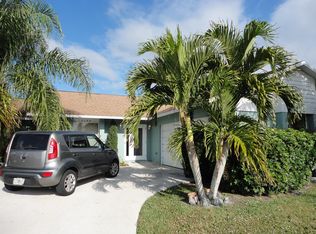 2198 SE Dolphin Rd, Port Saint Lucie, FL 34952