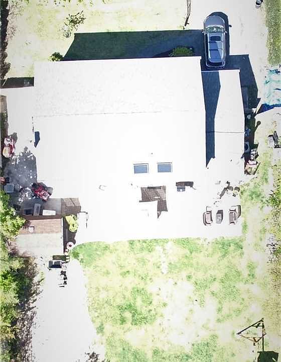 2nd image of 5 Sprat St