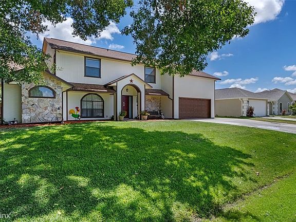 2nd image of 190 Olivick Cir NE