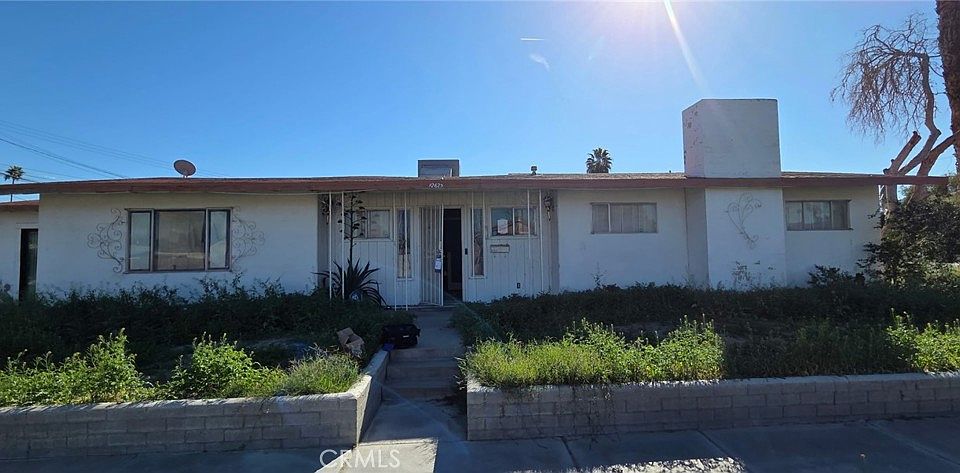 1st image of 82625 Requa Ave