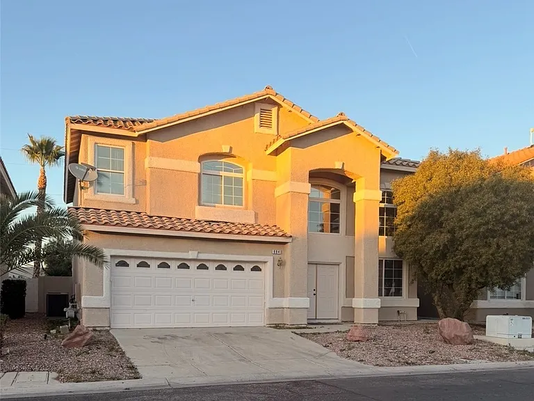 884 Sweeping Vine Ave — Photo 1