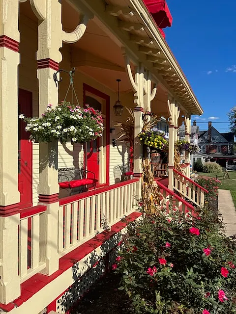 Front Porch - 140 W Main St #1