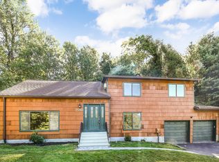 2580 Barry Ct, Yorktown Heights, NY 10598