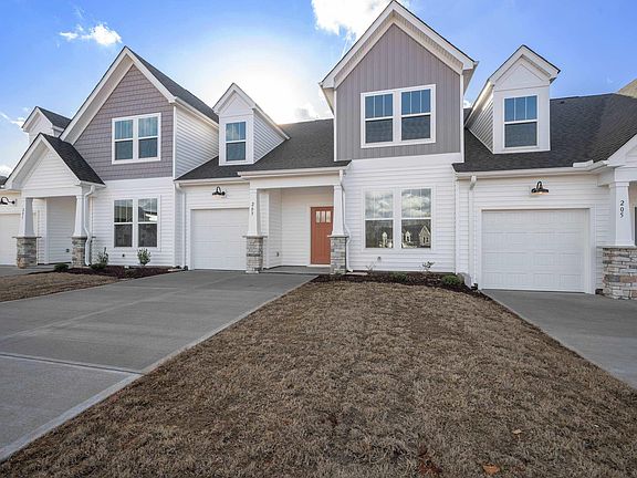 3rd image of 203 Woodhouse Way Dr