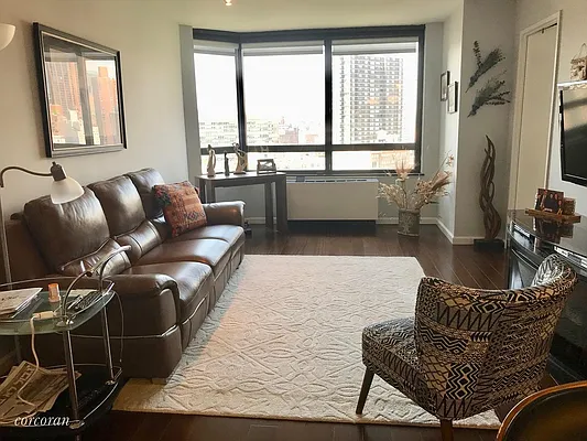 Rented by Corcoran | media 3