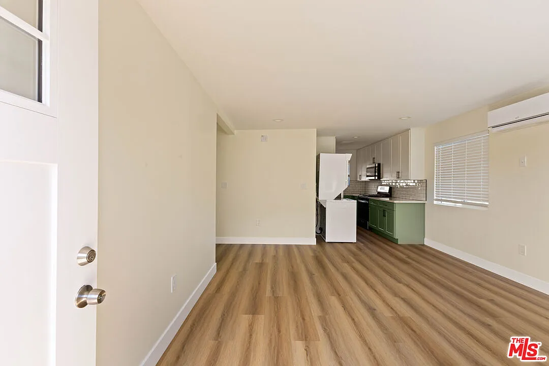 2 bed, 2.0 bath, 750 sqft, $2,995 — Photo 4