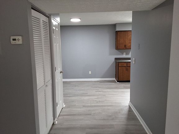 3rd image of 355 Elmwood Dr APT 26