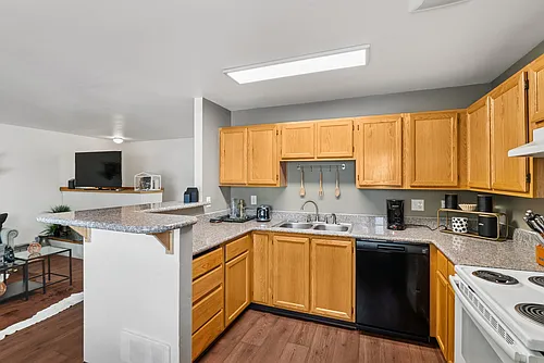 Brentwood Estates Photo 1