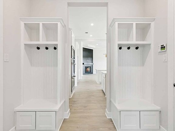 7th image of this home