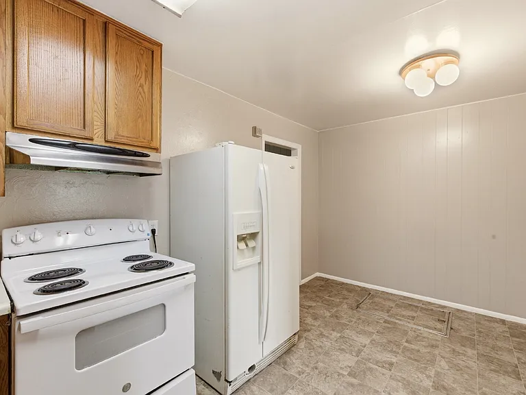 1181 Del Mar Pkwy — Photo 11