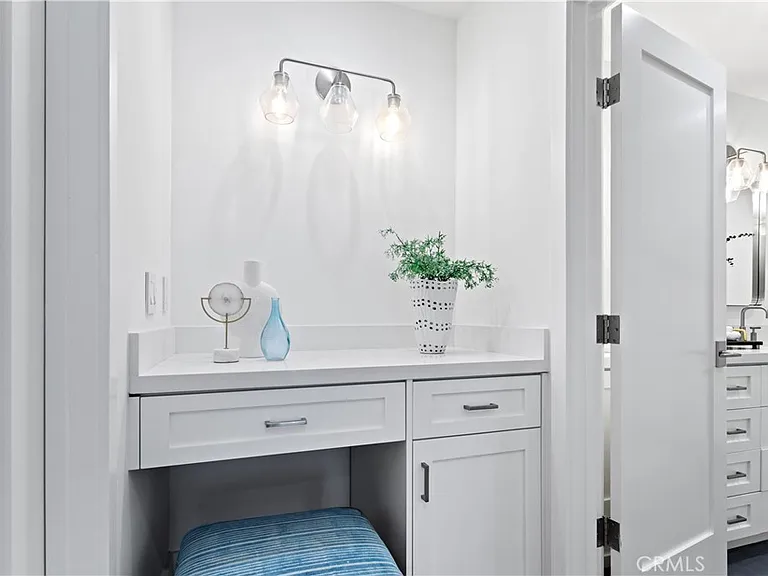 1409 Havenhurst Dr #3 — Photo 9