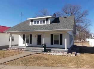 514 Maple St, Bicknell, IN 47512