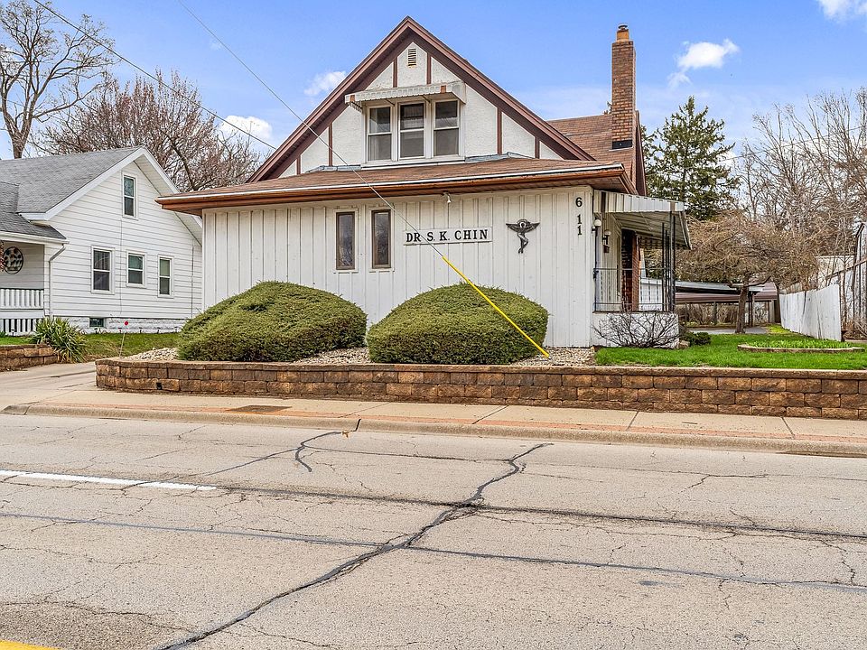 611 Auburn St, Rockford, IL 61103 Zillow
