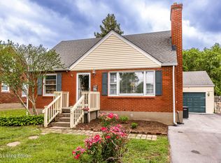 225 Ridgeway Ave, Saint Matthews, KY 40207