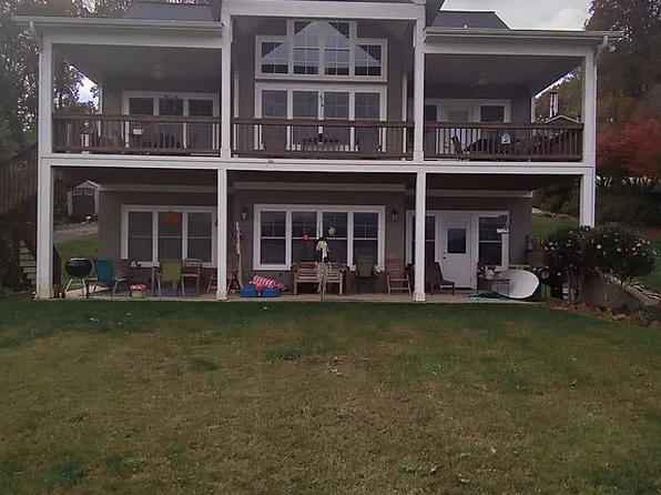 2741 Hidden Valley Rd, Hiawassee, GA 30546