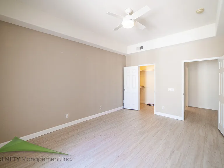 12360 Carmel Country Rd #304 — Photo 9