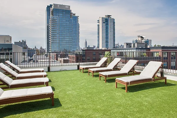 Rented by MNS | media 21