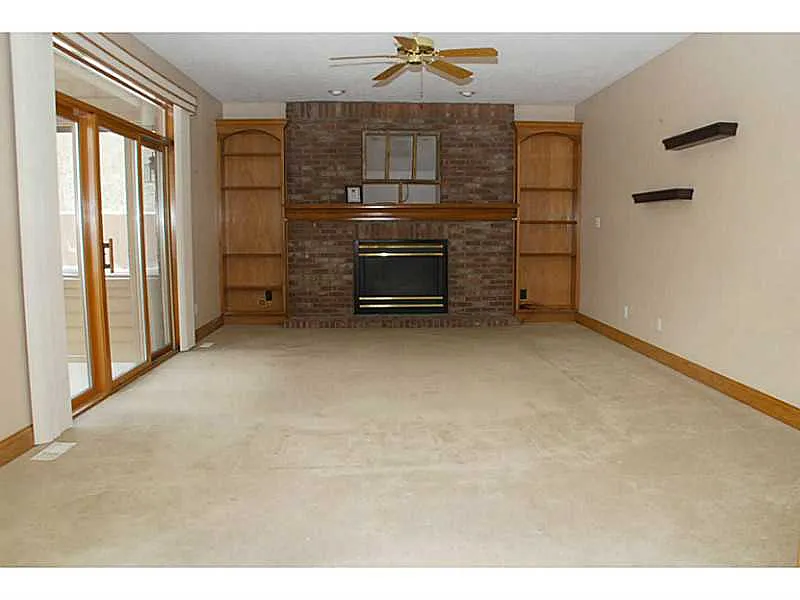 6236 Cherbourg Dr photo 1