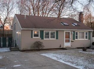 52 Lochmere Ave, Weymouth, MA 02191