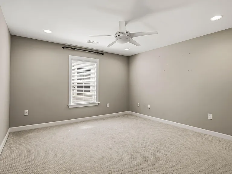 1649 Vineyard Mist Dr — Photo 48