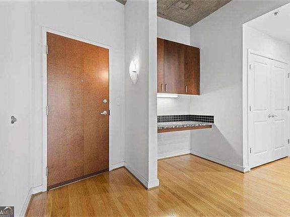 5th image of 250 Pharr Rd APT 1306