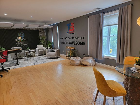 5th image of 66 Washington Ave #66