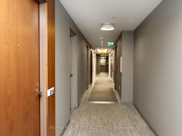 275 Village Green Sq #216 — Photo 2