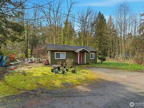 4th image of 4617 125th Avenue SE