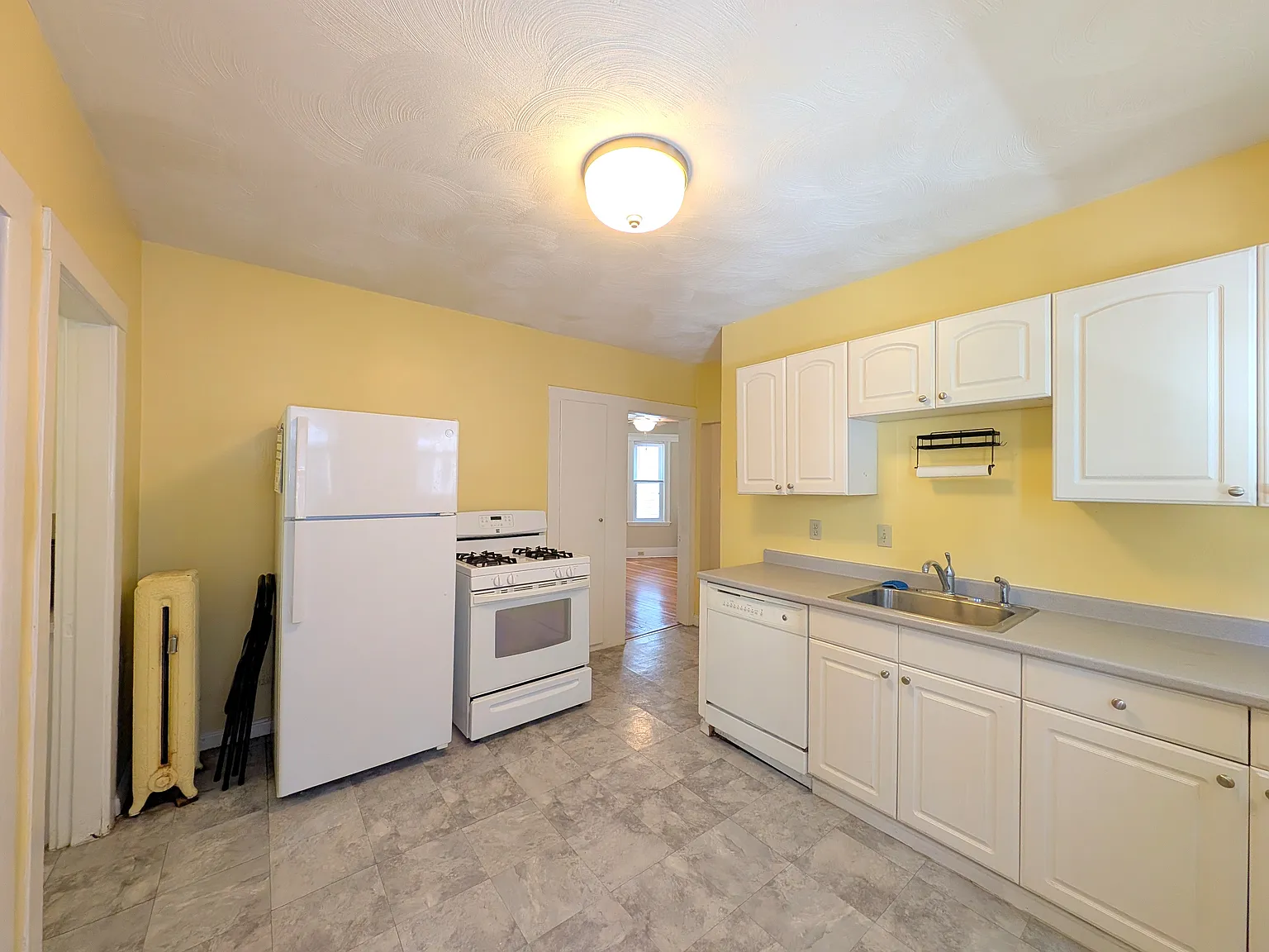 79 Conwell Ave — Photo 4