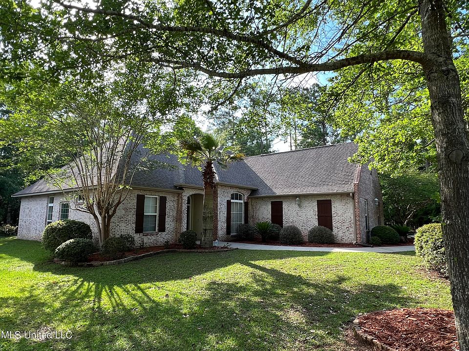8335 Kahala Dr, Diamondhead, MS 39525 Zillow