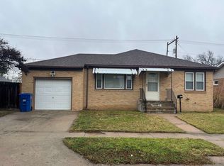 223 E 11th St, Hays, KS 67601