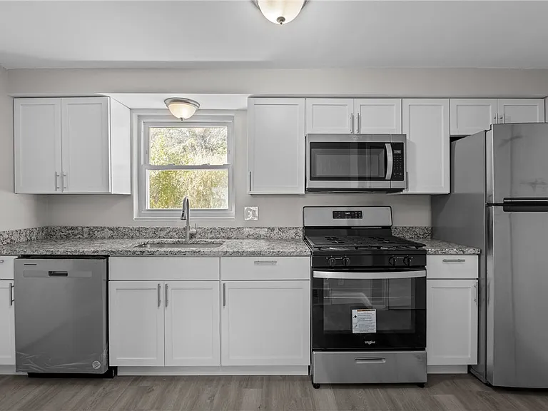 2982 Kestner Ave — Photo 7