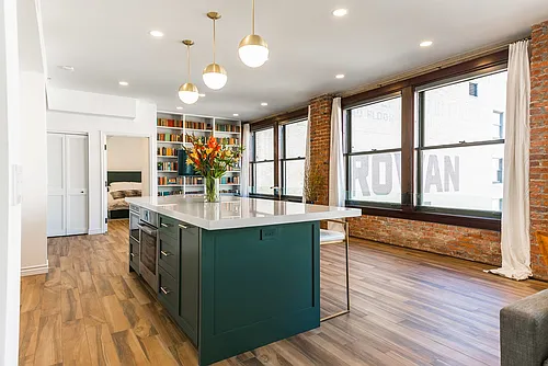 460 S Spring St #1105 Photo 1