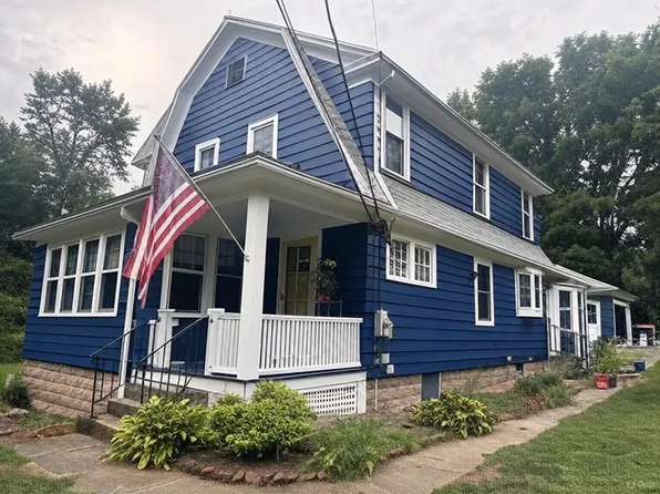 115 Woodbridge St, South Hadley, MA 01075