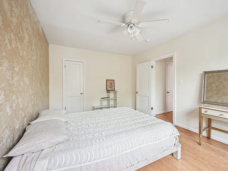 939 Longfellow St NW #205 — Photo 13